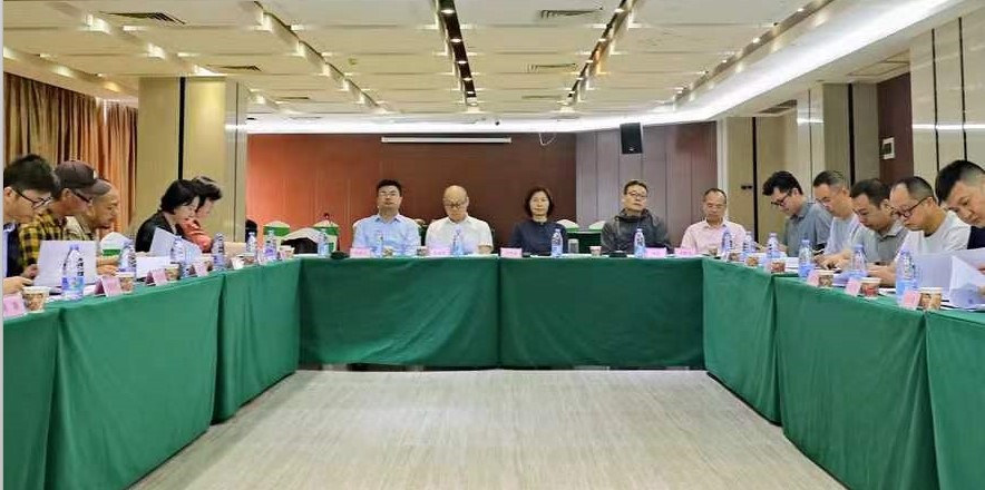 KY开元(集团)_ky（中国）
专题研究健康、安全、环境专委会设立事宜